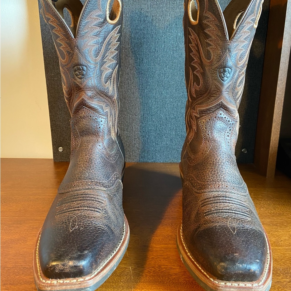 COPY - Ariat cowboy boots, size 14D Gently worn. Color brown